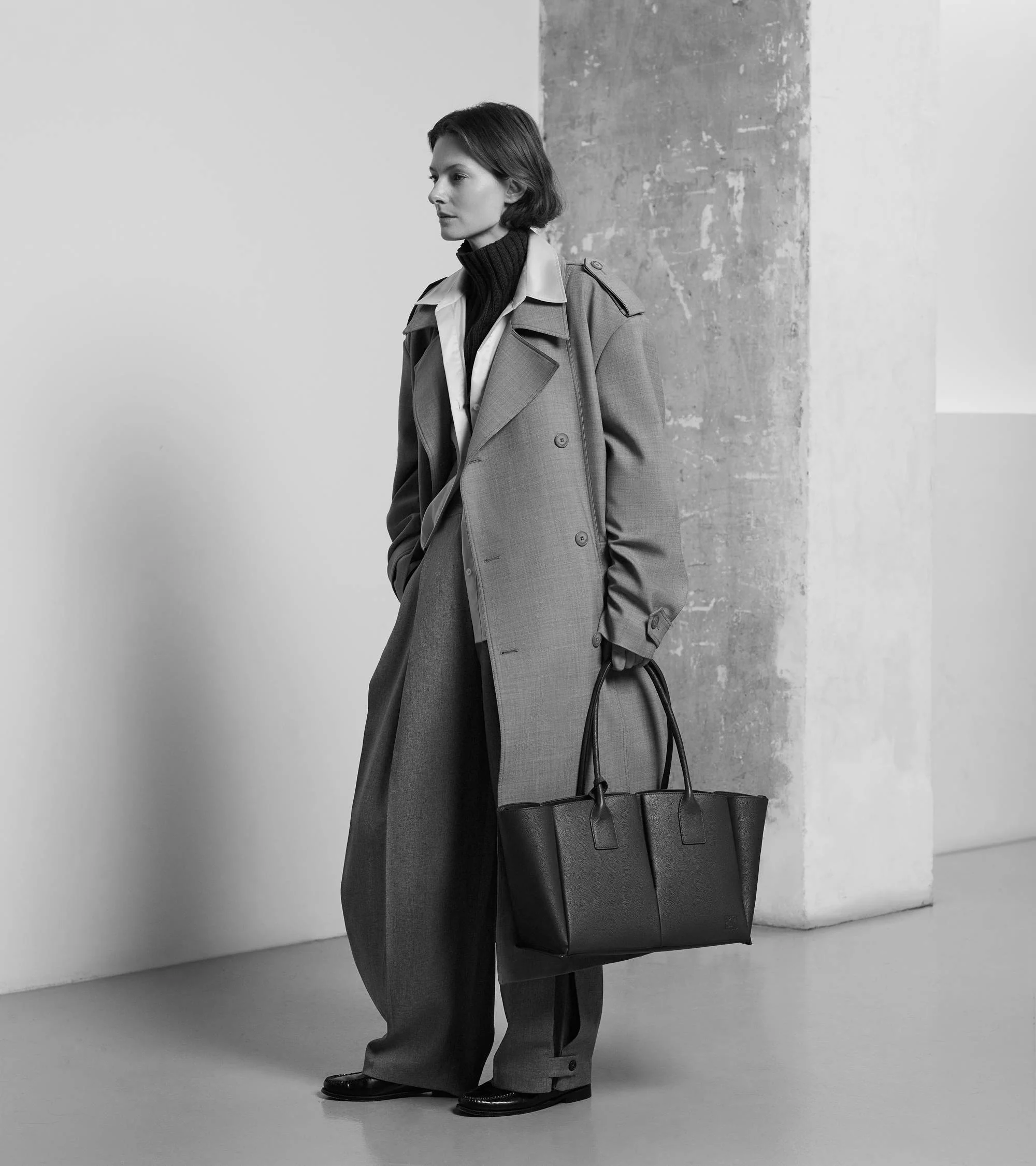 Grand sac cabas Elena en cuir grainé - Image 7