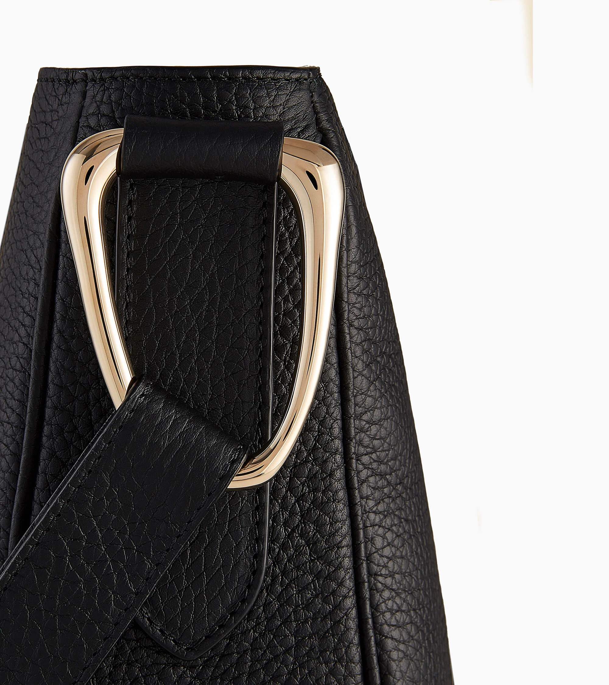 Grand sac hobo Madeleine en cuir de taurillon grainé - Image 3
