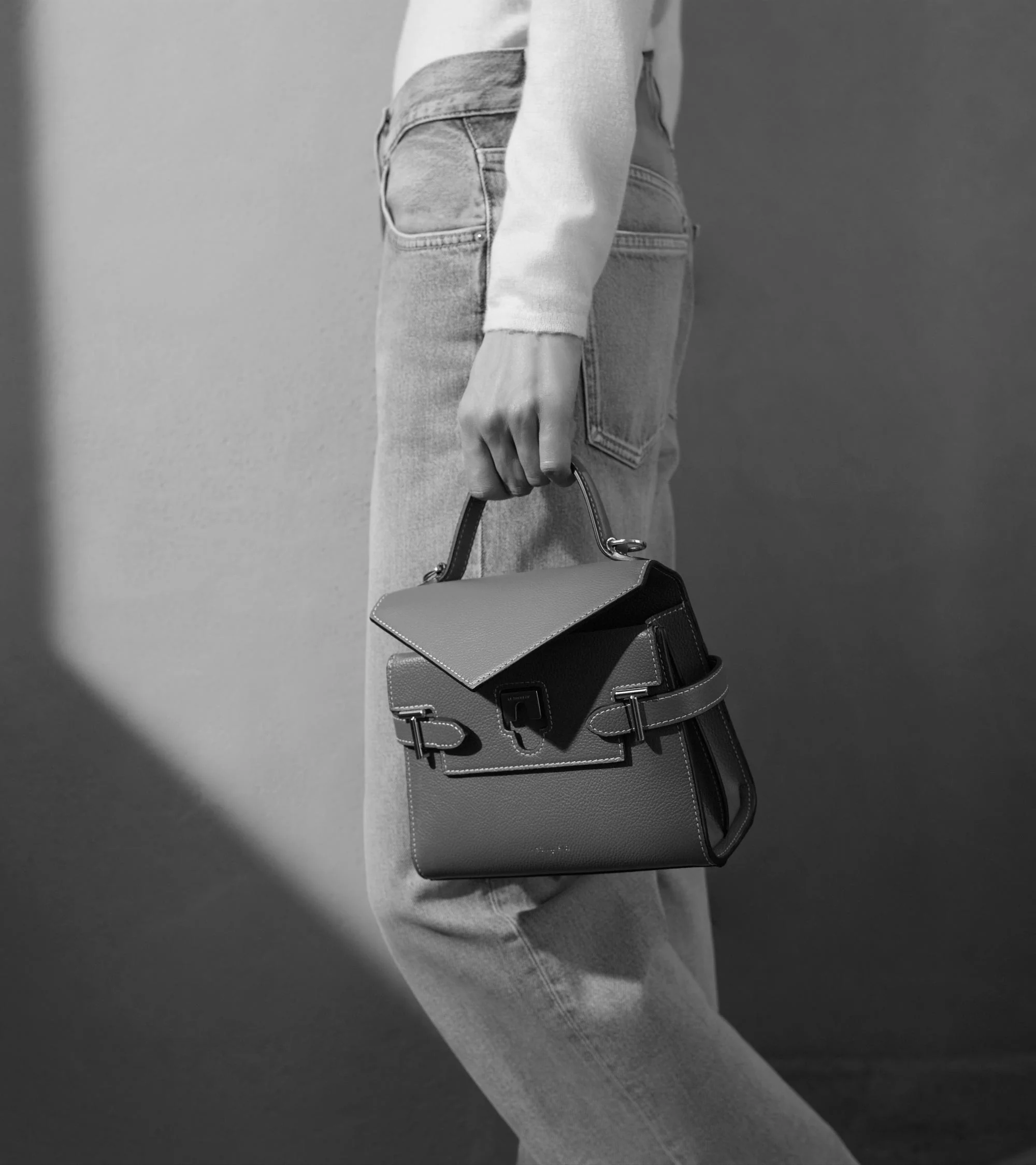 Petit sac à main double rabat Emilie en cuir grainé - Image 9