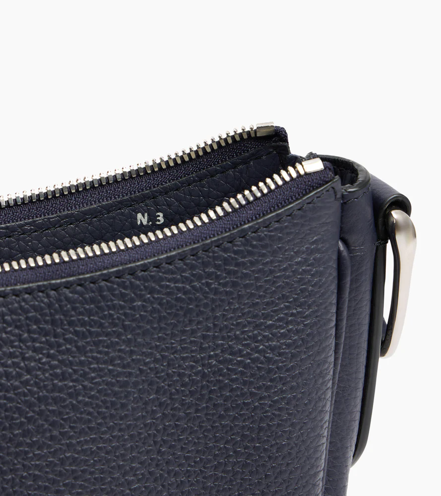 Petit sac bandoulière Madeleine en cuir de taurillon grainé - Image 4
